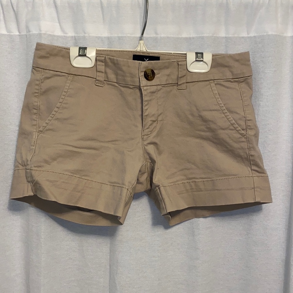 American eagle Khaki shorts
